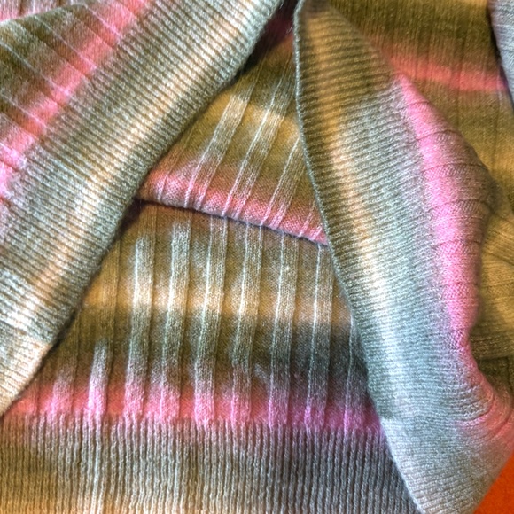 H&M khaki and pink gradient stripes touch of wool ribbed sweater NWOT - Picture 7 of 8